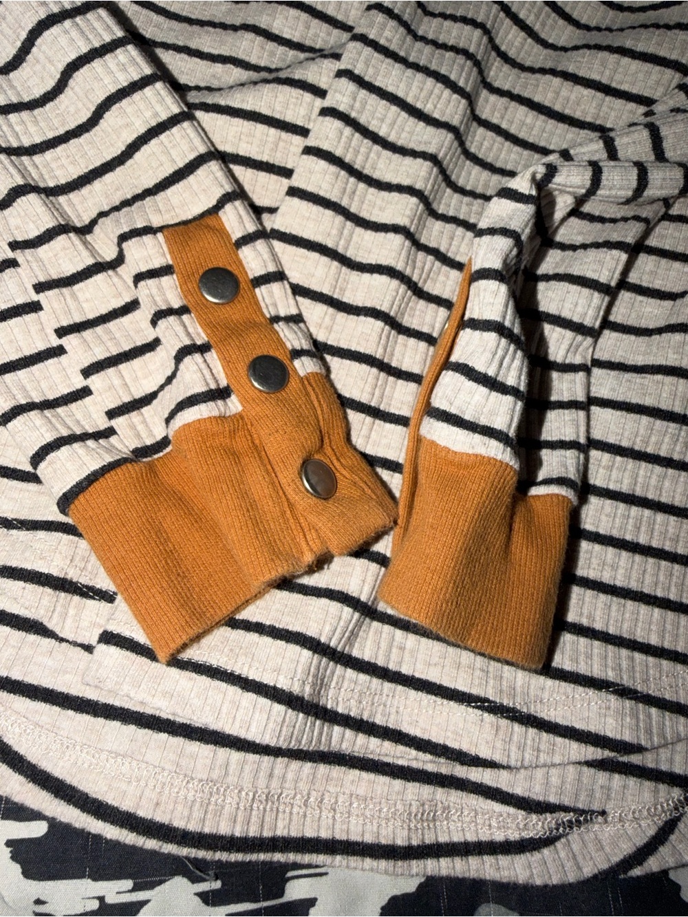 Stripped long sleeve - Picture 2 of 3